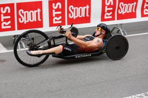 Jetze wint WK paratriatlon (foto Bert Willems) Jetze wint WK paratriatlon (foto Bert Willems)