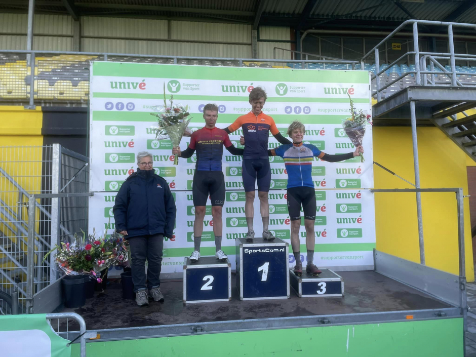 Rens 2e in districtscompetitie